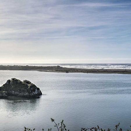 Smith River Vintage Cabin Oceanfront Deck And Views 外观 照片