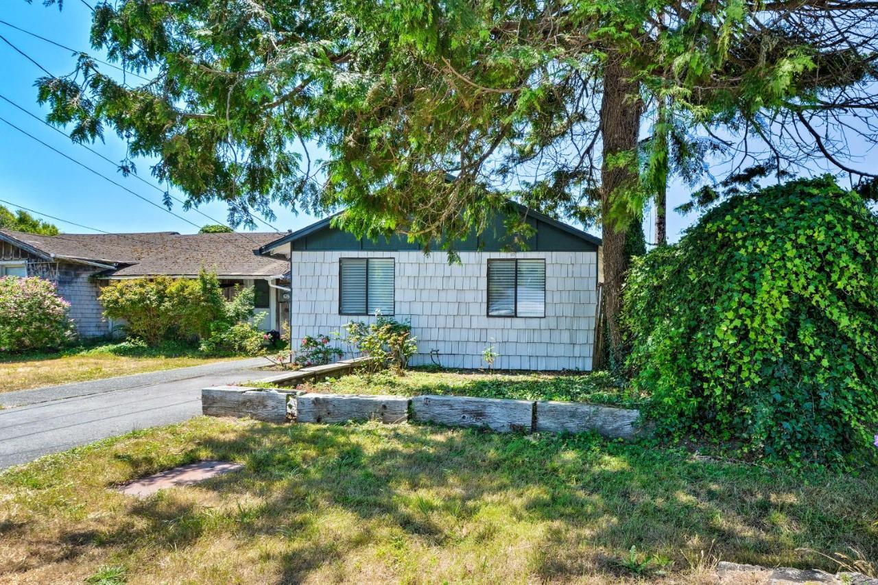 Smith River Vintage Cabin Oceanfront Deck And Views 外观 照片