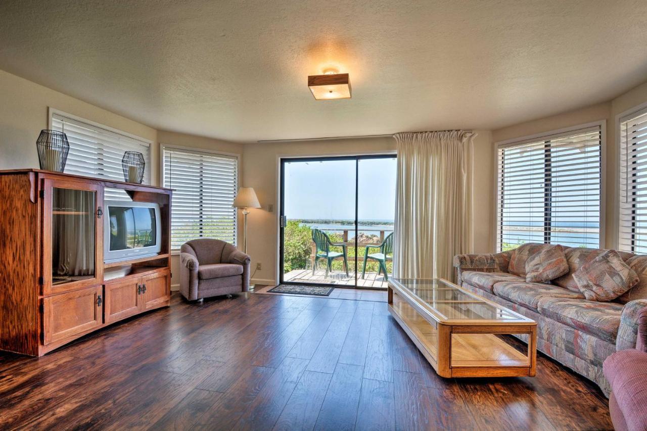 Smith River Vintage Cabin Oceanfront Deck And Views 外观 照片